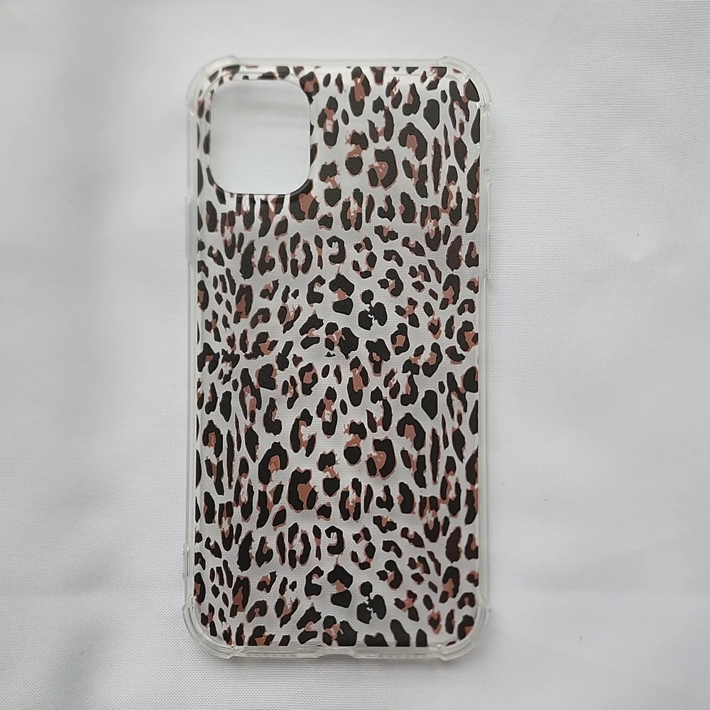 iPhone 11 Cell Phone Case, 6.1 inches, Clear Leopard